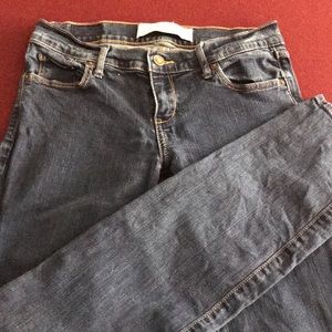 J 5/$20 🌻 eans - Abercrombie & Fitch